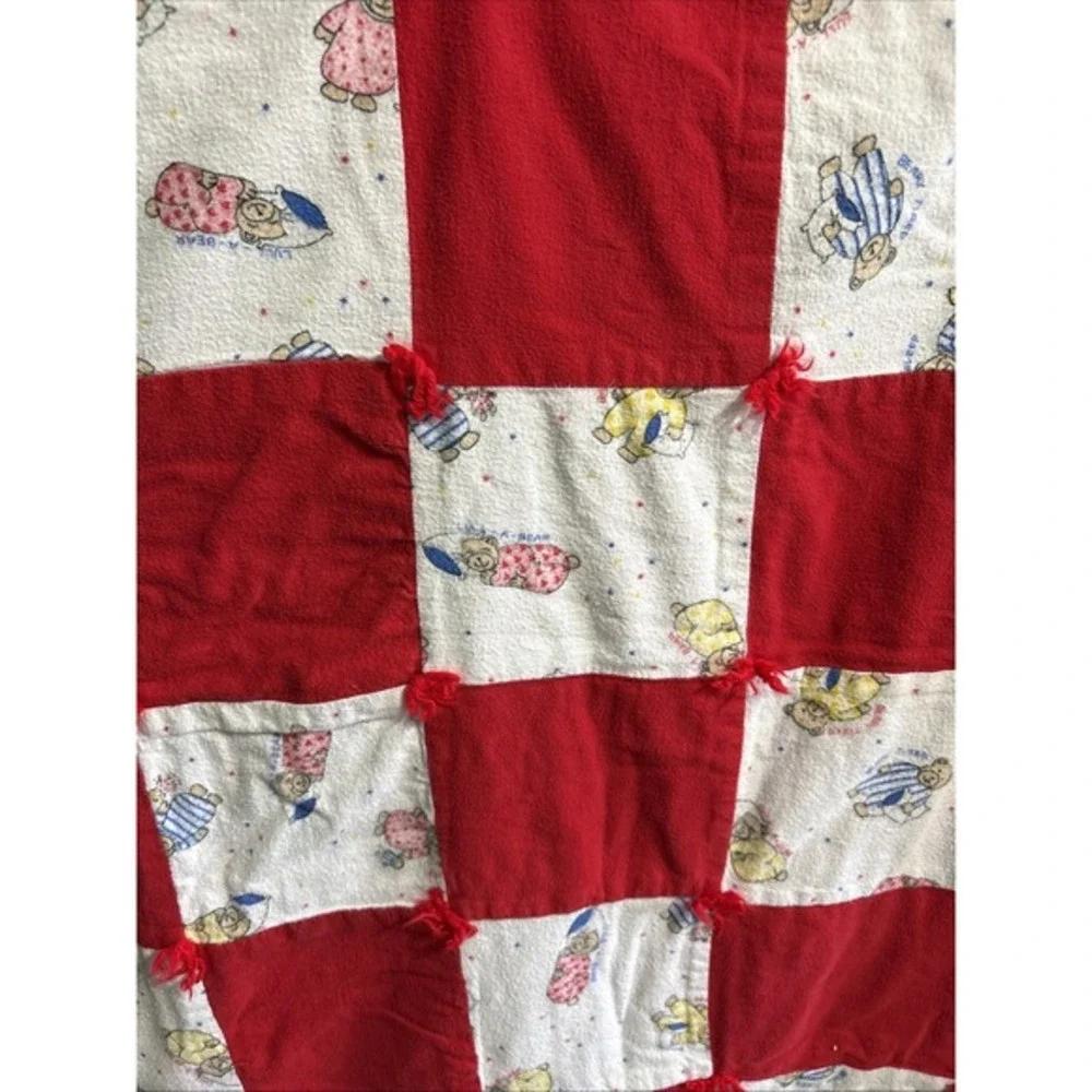 VTG Patchwork Baby Country Core Cottage Teddy Bear Handmade Tied Quilt Red White